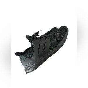 Men’s ultra boost adidas size 12